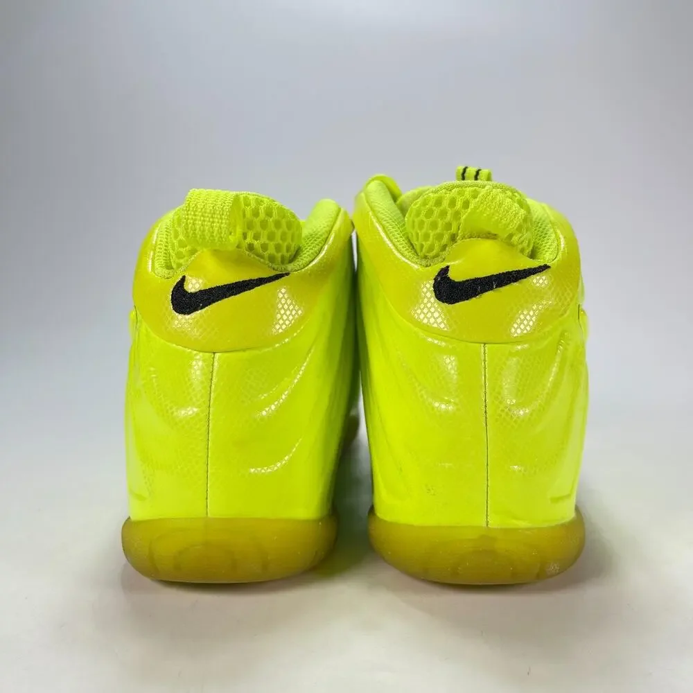 Nike Air Foamposite Pro Volt Neon Yellow Sneakers 843755-702 Youth Size 2.5Y